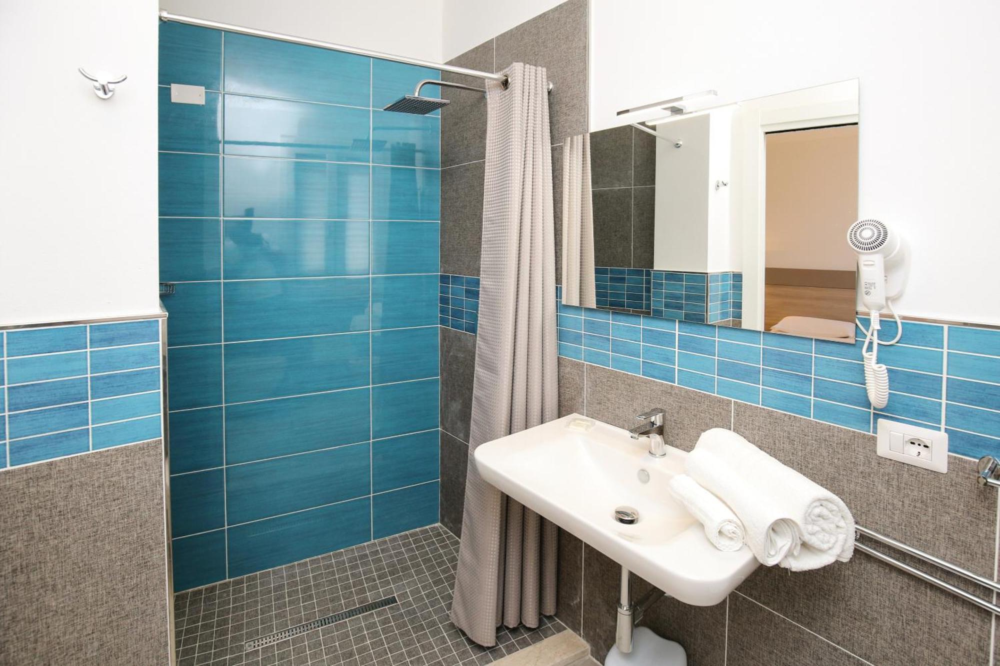 Hotel The Square Castelsardo Extérieur photo