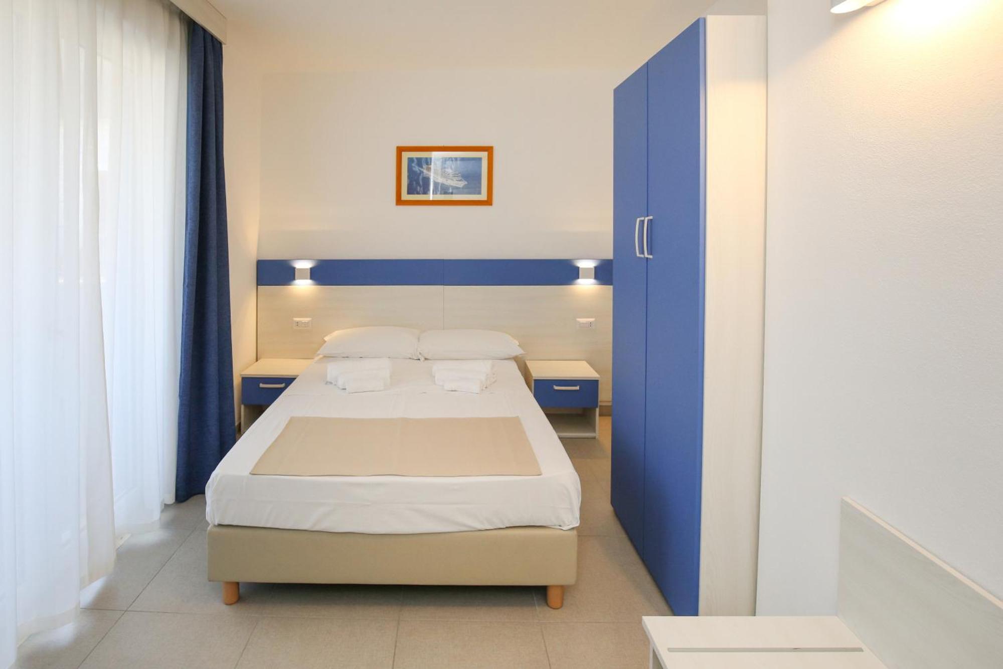 Hotel The Square Castelsardo Extérieur photo
